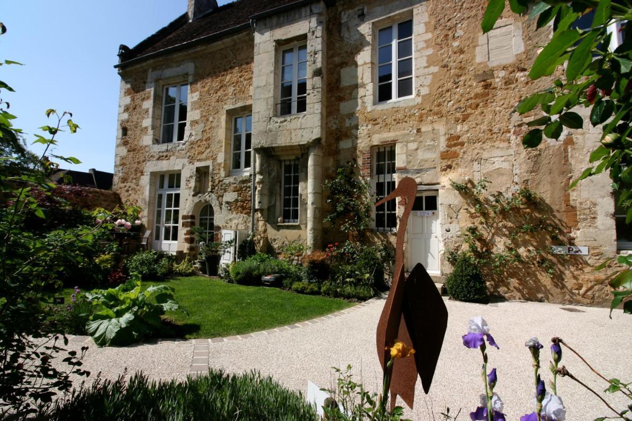 Logis - Hotel & Restaurant Du Tribunal Mortagne-au-Perche Eksteriør billede
