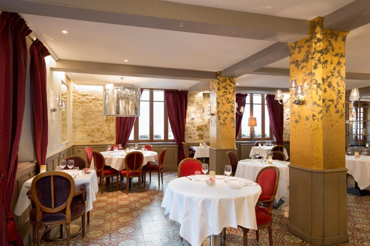 Logis - Hotel & Restaurant Du Tribunal Mortagne-au-Perche Eksteriør billede
