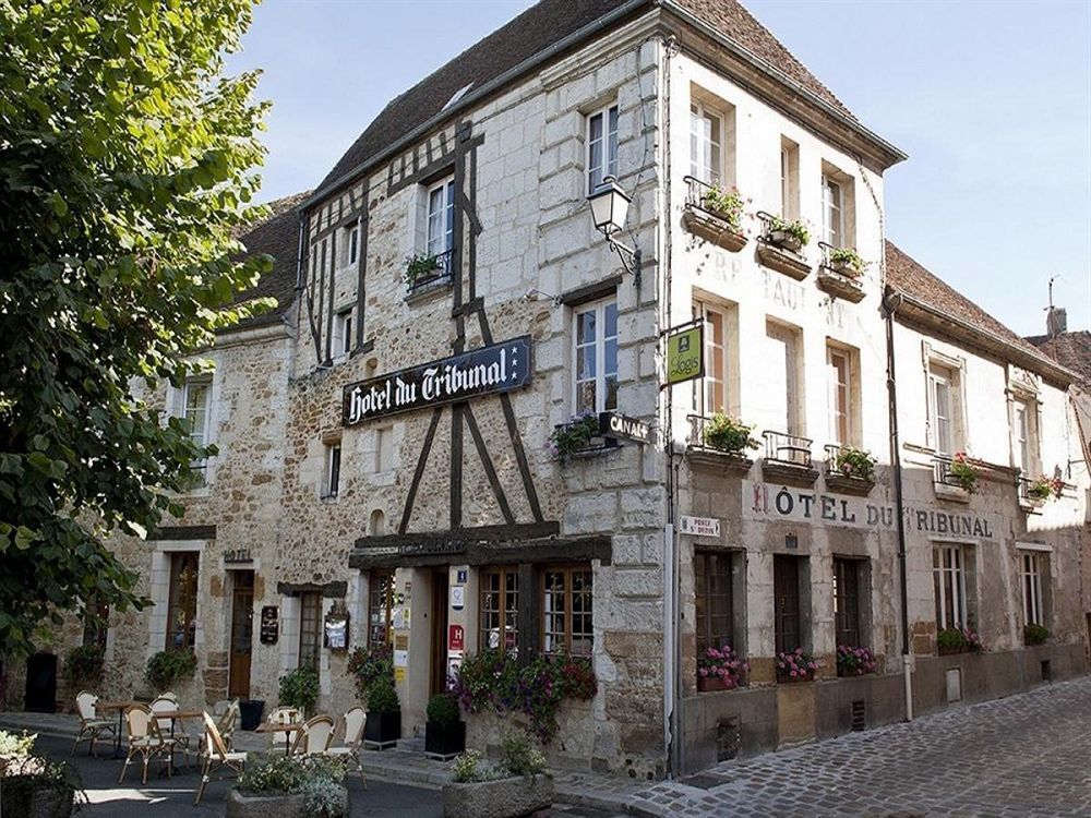 Logis - Hotel & Restaurant Du Tribunal Mortagne-au-Perche Eksteriør billede