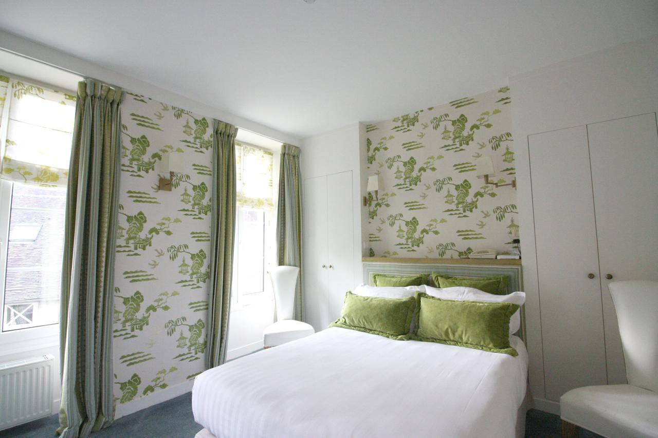 Logis - Hotel & Restaurant Du Tribunal Mortagne-au-Perche Eksteriør billede