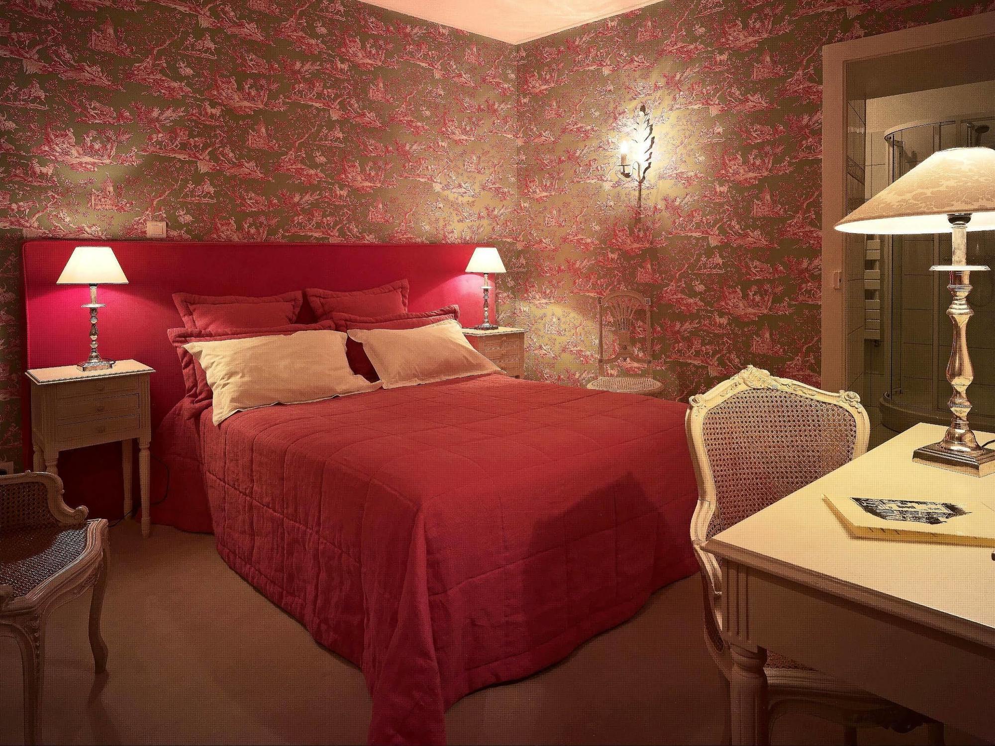 Logis - Hotel & Restaurant Du Tribunal Mortagne-au-Perche Eksteriør billede