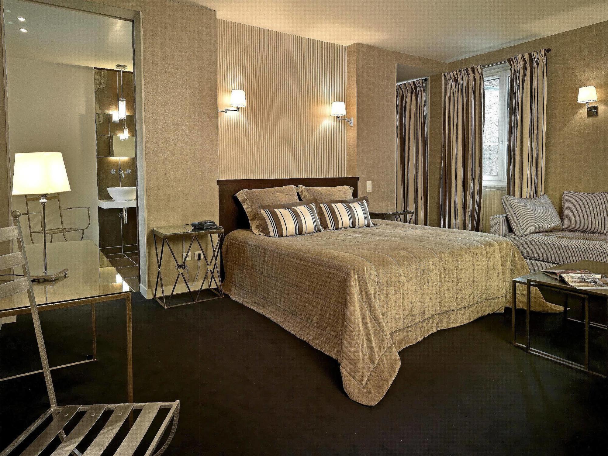 Logis - Hotel & Restaurant Du Tribunal Mortagne-au-Perche Eksteriør billede