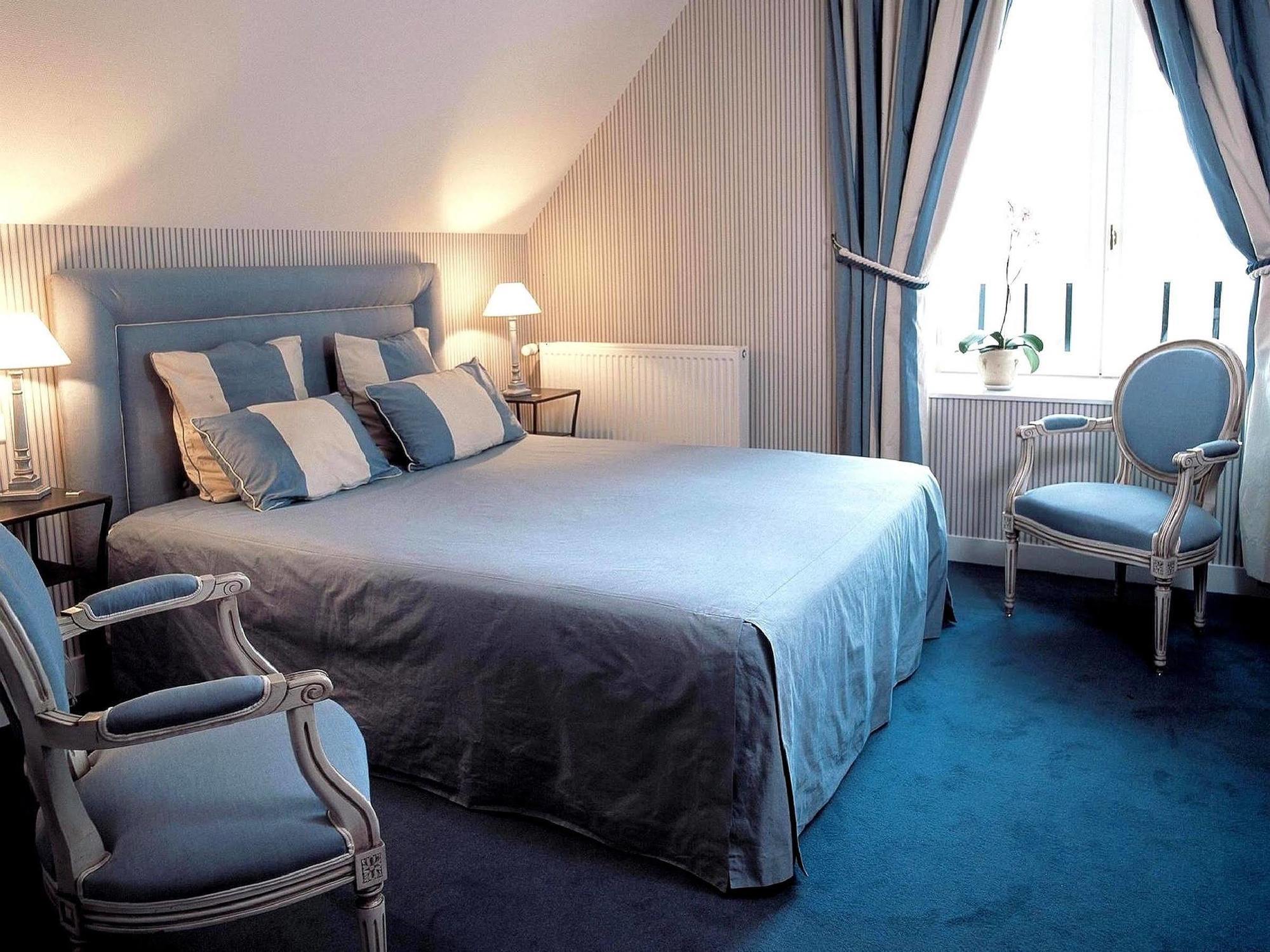 Logis - Hotel & Restaurant Du Tribunal Mortagne-au-Perche Eksteriør billede