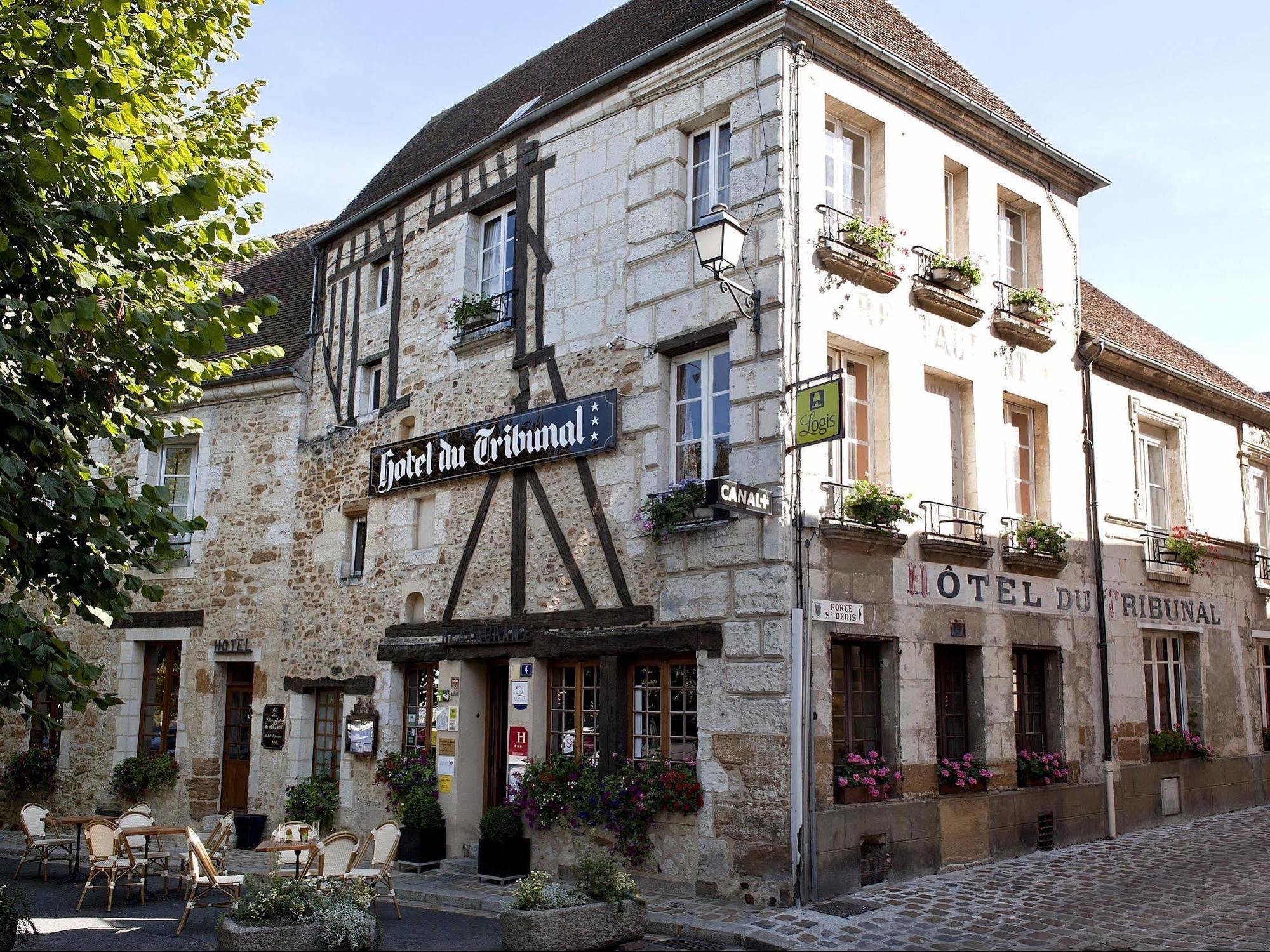 Logis - Hotel & Restaurant Du Tribunal Mortagne-au-Perche Eksteriør billede