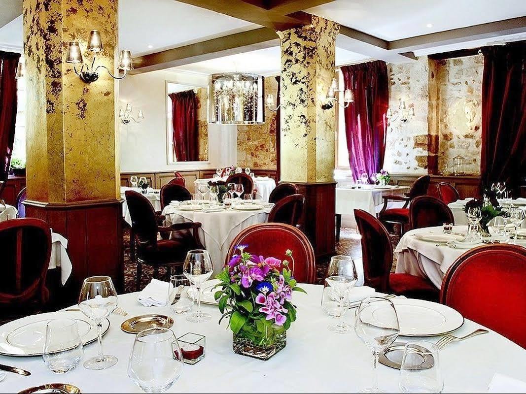 Logis - Hotel & Restaurant Du Tribunal Mortagne-au-Perche Eksteriør billede