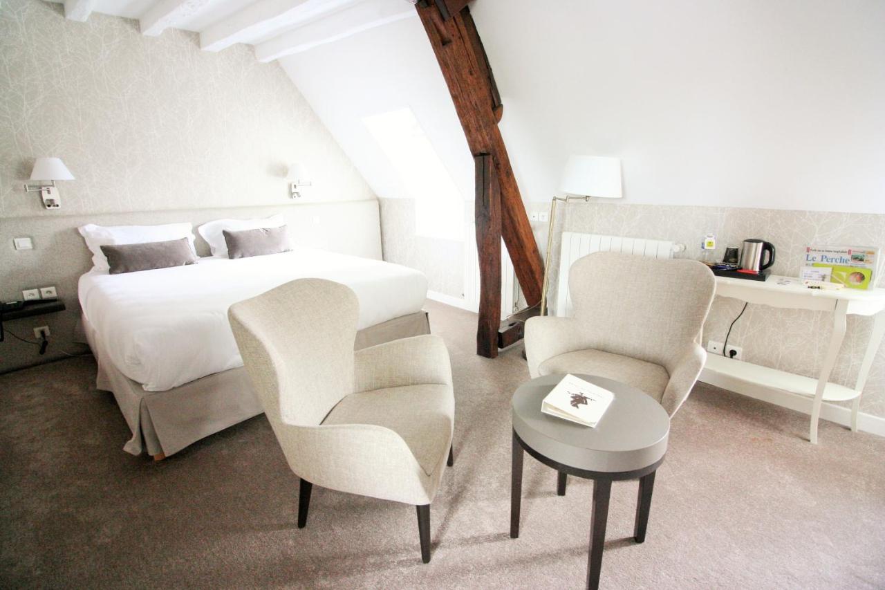 Logis - Hotel & Restaurant Du Tribunal Mortagne-au-Perche Eksteriør billede